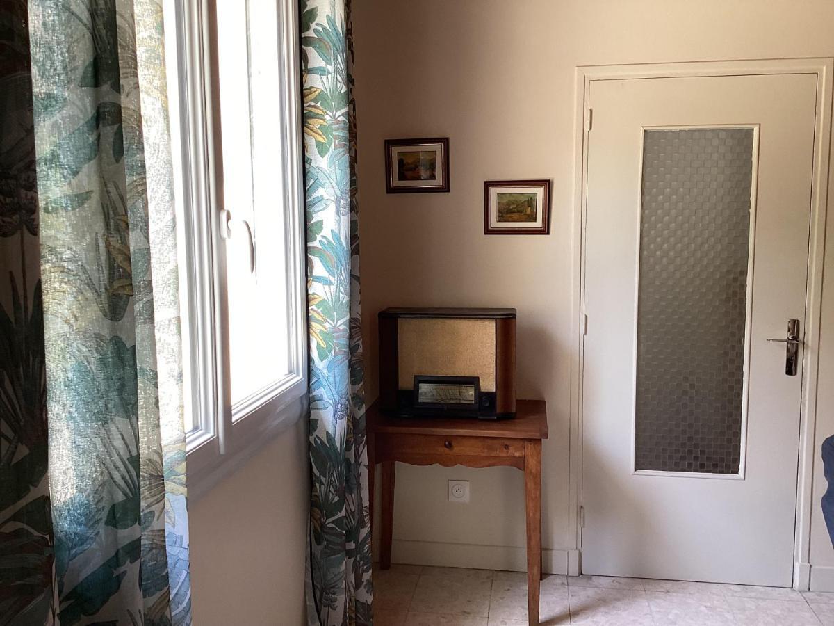 Villa Au Mas Des Chenes à La Baume-de-Transit Extérieur photo